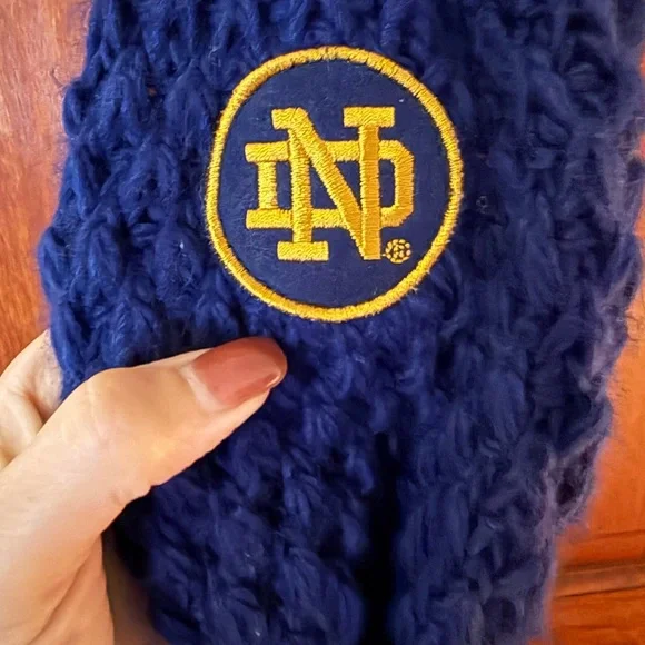 Huge lot of Notre Dame clothes - Picture 6 of 16